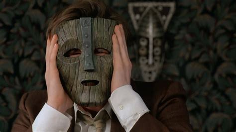 The Mask een hilarische superheldenfilm met slapstickhumor en Jim Carrey!